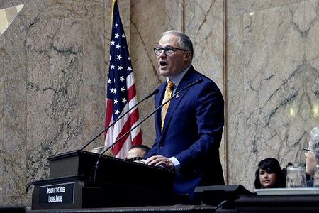 Jay Inslee speaks in the House chamber
